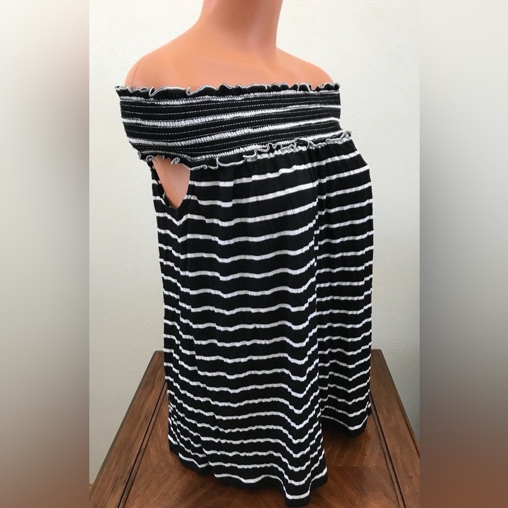 Max Studio Womens Sleeveless Off The Shoulder Top Size Small